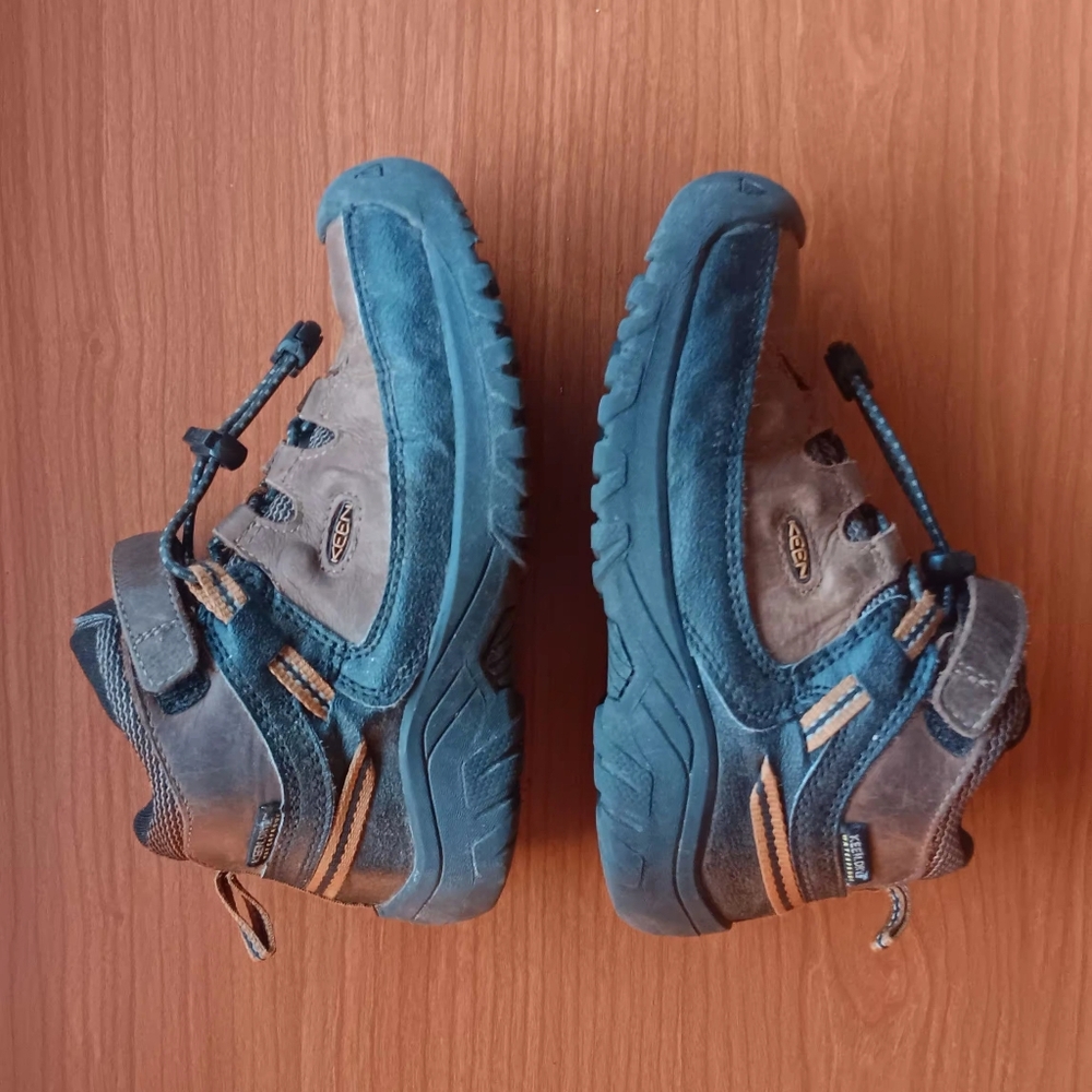 Little Kids' Targhee IV Waterproof Hiking Boots, Kids 12 in Brown and Black